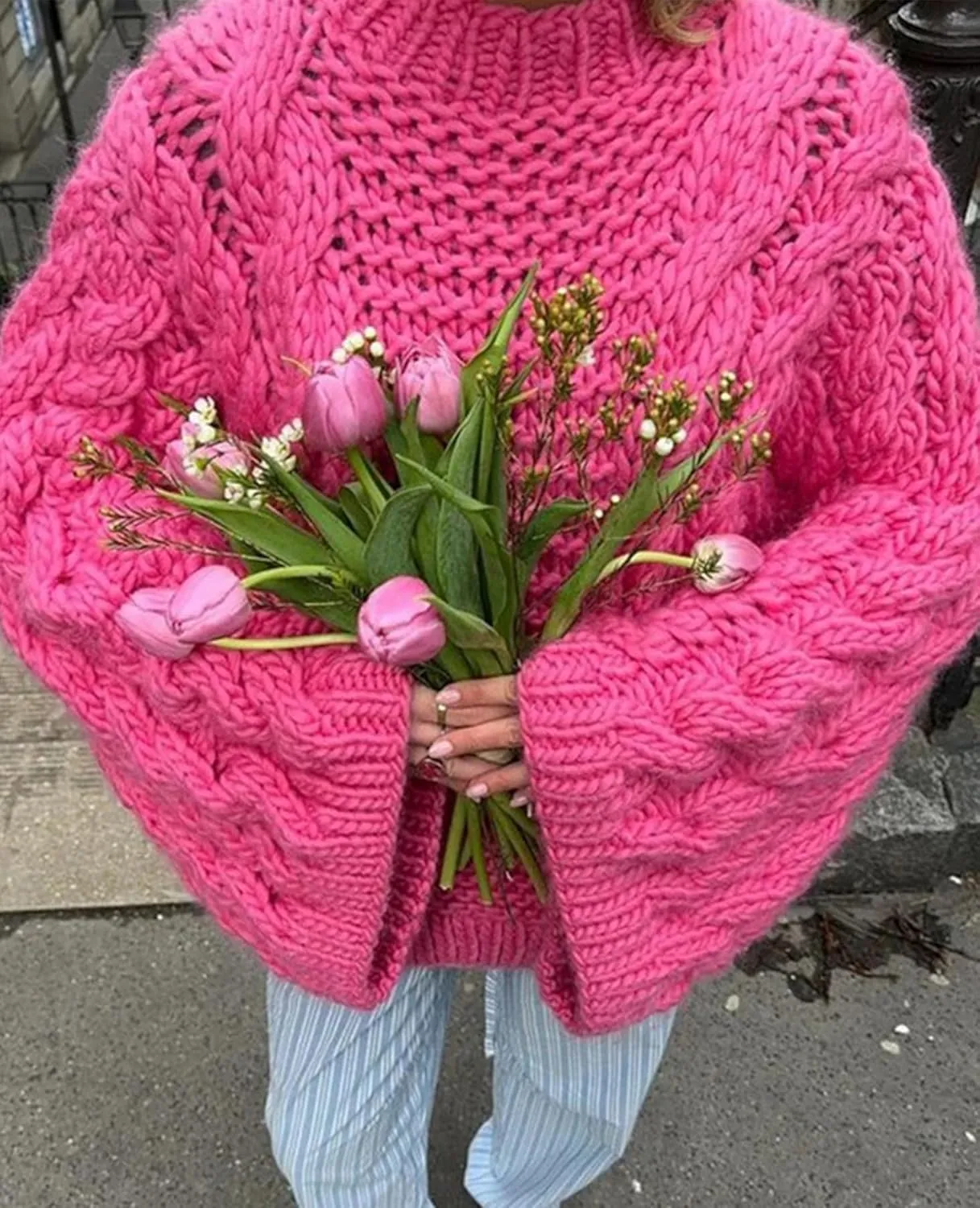 LETSVDO Women's Oversized Cable Knit Sweater Long Sleeve Crewneck Baggy Slouchy Chunky Pullover Sweaters